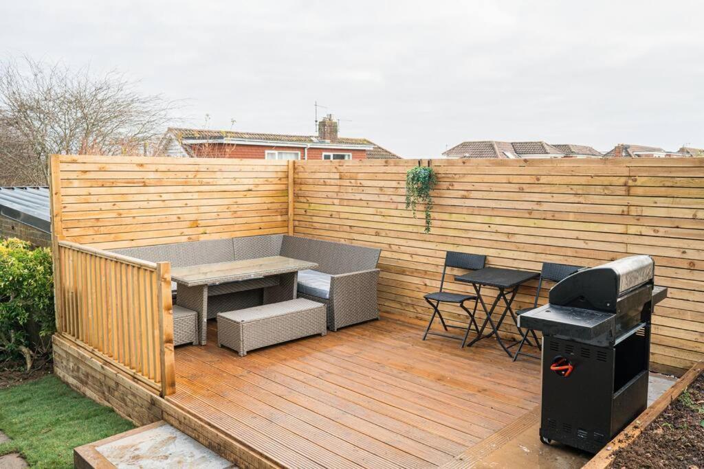 Tu Casa Brighton , A Beautiful & Peaceful 4 Bedroom House With Garden, Bbq Area , Ev & Parking Exterior photo